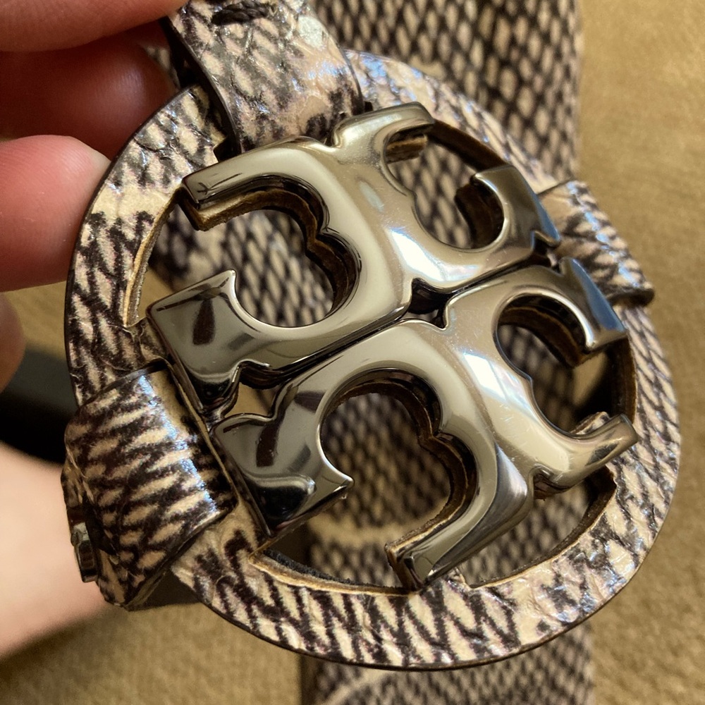 TORY BURCH Miller Sandals Metal Logo - Picture 13 of 15